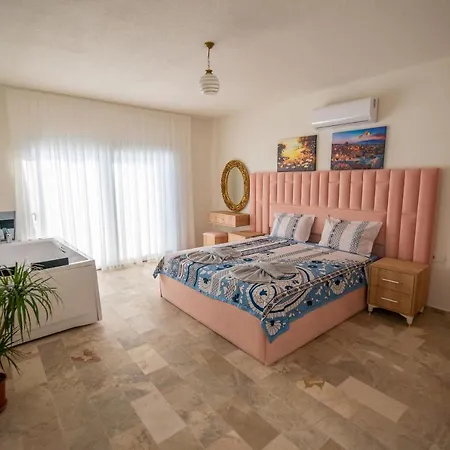 Diamond Tria Villa