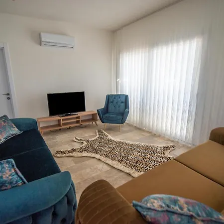 Villa Diamond Tria